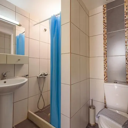 Kiklamino Hotell